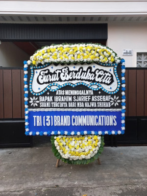 Papan Bunga Duka di Kencong